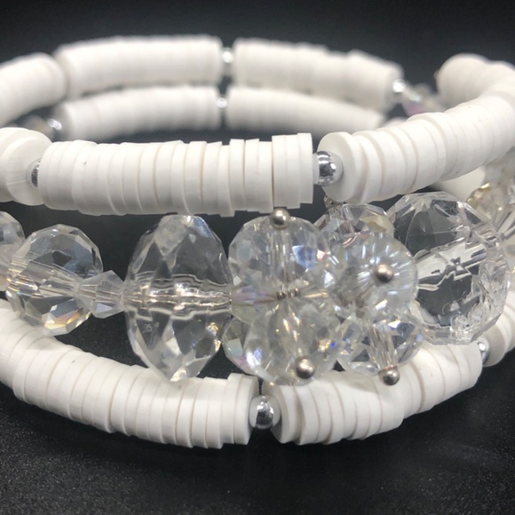 Hand Crafted Multi Clay Beads & Clear Crystals Coil Memory Wire Strand Bracelet - Picture 12 of 14